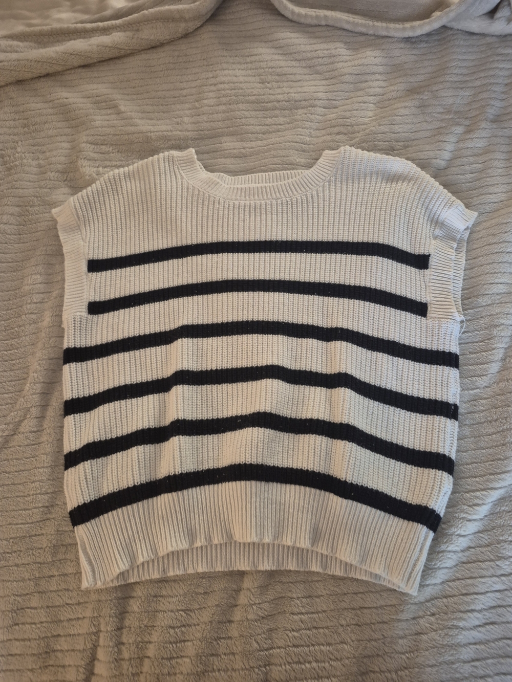 moon & madison Sleeveless Striped Knit Top - Black & Cream